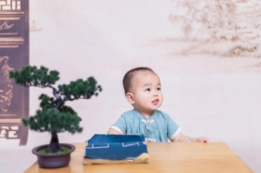 高唐怀孕多久宫内可见孕囊